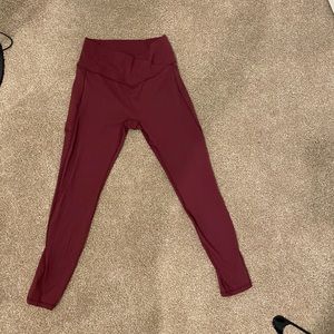 Halara cross waist leggings. (viral tiktok leggings)
